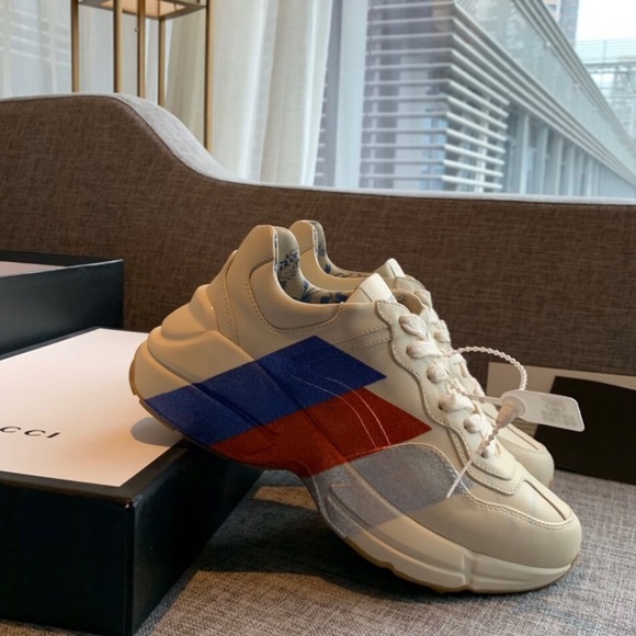 Gucci - Authentic Glitter Rhytons - Picture 2 of 2